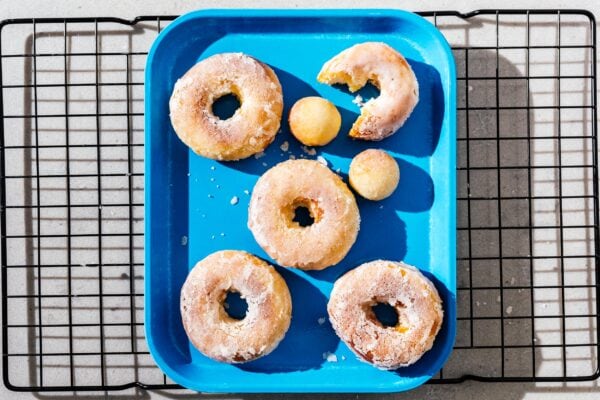 air fryer donuts | www.iamafoodblog.com