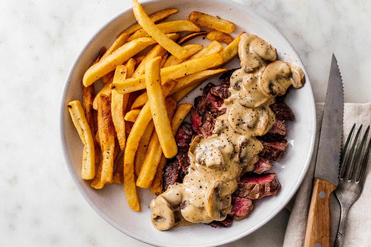 Garlic mushroom steak sauce | www.iamafoodblog.com