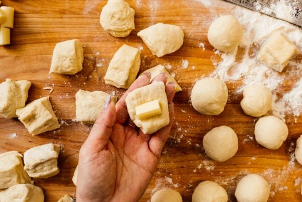 cheese inside pizza dough | www.iamafoodblog.com