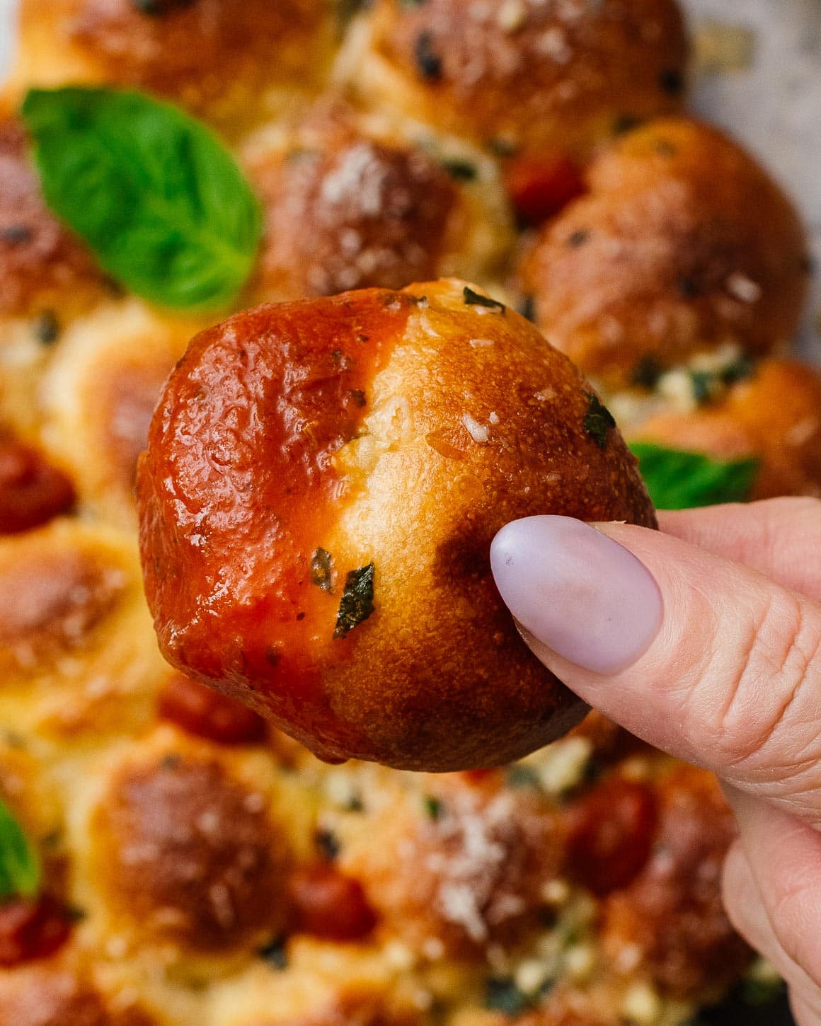 garlic pull apart christmas tree | www.iamafoodblog.com