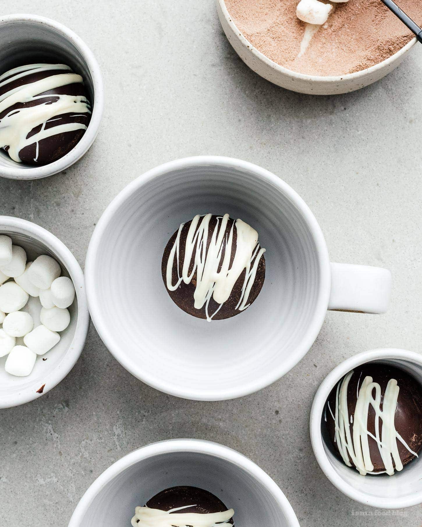 hot chocolate bombs | www.iamafoodblog.com