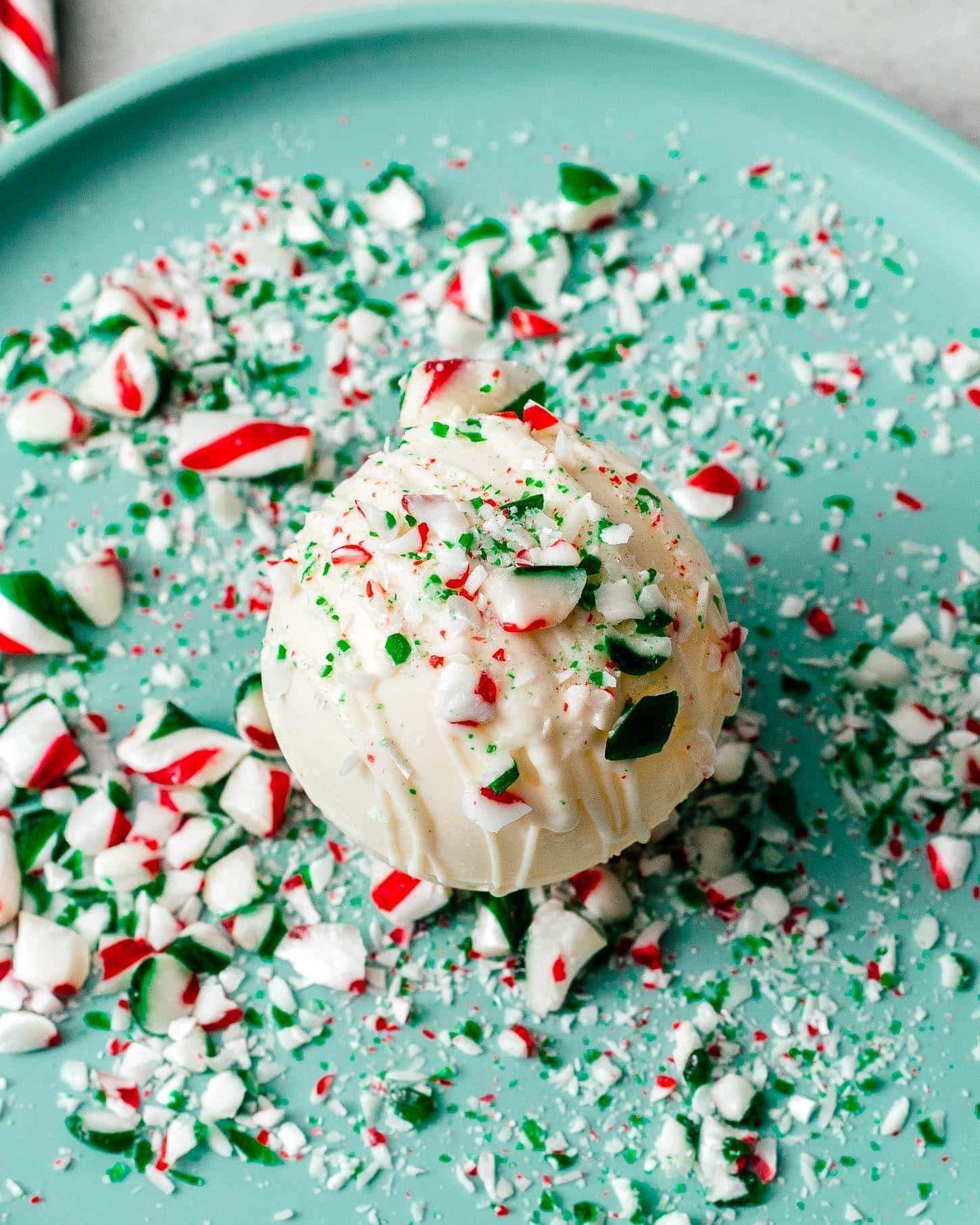 peppermint hot chocolate bombs | www.iamafoodblog.com