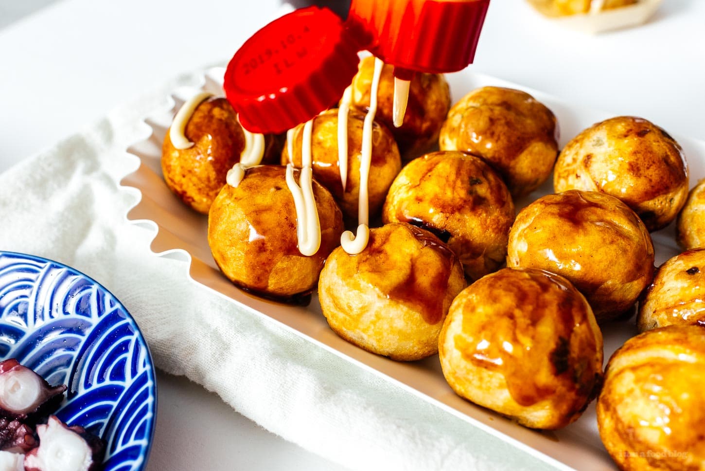 how to make takoyaki | www.iamafoodblog.com